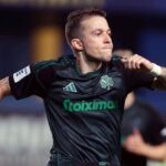Meia Bernard, alvo do Atlético-MG, comemora em jogo do Panathinaikos