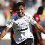 Pedrinho foi o destaque do Corinthians