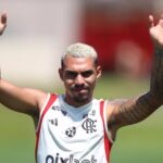 Matheuzinho é alvo do Botafogo