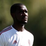 Zagueiro Cristián Zapata, reforço do Vitória, em treino pelo Milan em 2018