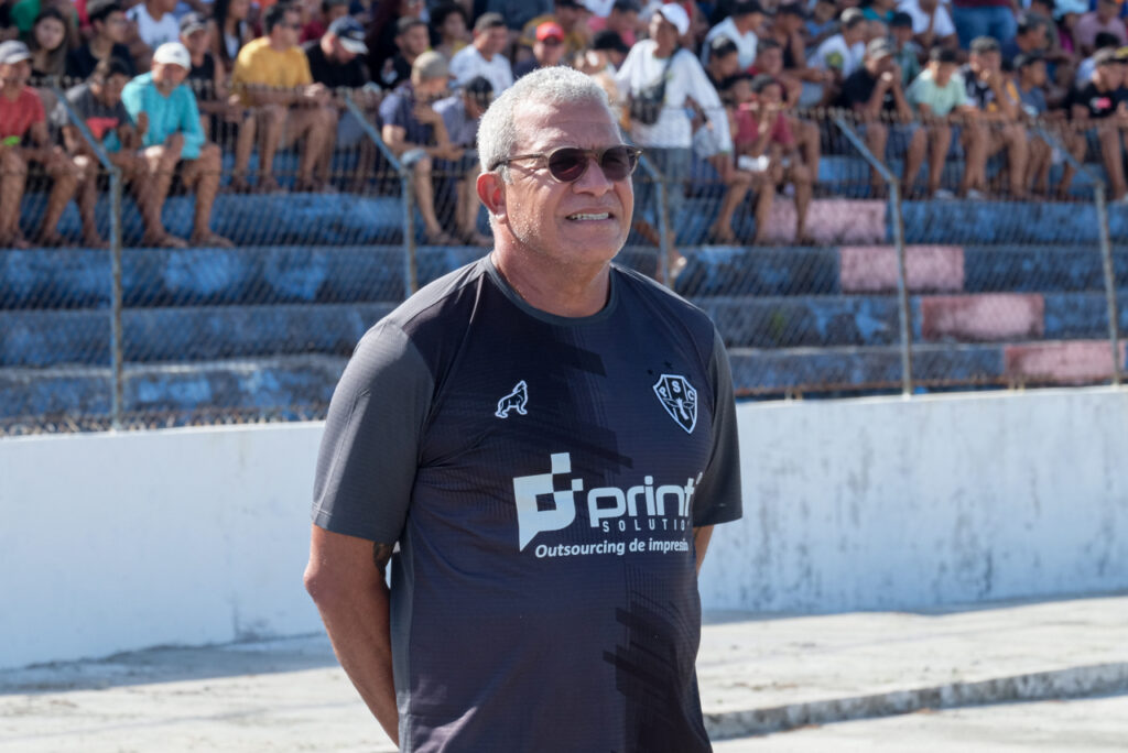 Hélio dos Anjos, técnico do Paysandu