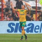 Zagueiro Tomás Cardona, reforço do Fortaleza, em jogo do Defensa y Justicia