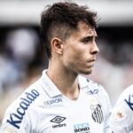 Meia Vinícius Zanocelo, do Santos