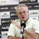 Abel Braga deixou o cargo de diretor-técnico do Vasco em 2023. Foto: Daniel Ramalho/Vasco