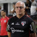 Ednaldo Rodrigues vai tentar a contratação de Dorival Júnior que tem contrato com o São Paulo. Foto: Rubens Chiri/Saopaulofc.net