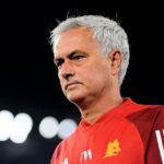 José Mourinho comanda atualmente a equipe italiana da Roma (Foto: Filippo Monteforte/AFP)