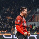 Jovic marcou os dois primeiros gols do Milan na partida. Foto: Reprodução/X