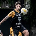 Vinícius Zanocelo pode deixar o Santos rumo ao futebol português (Foto: Ivan Storti/SFC)