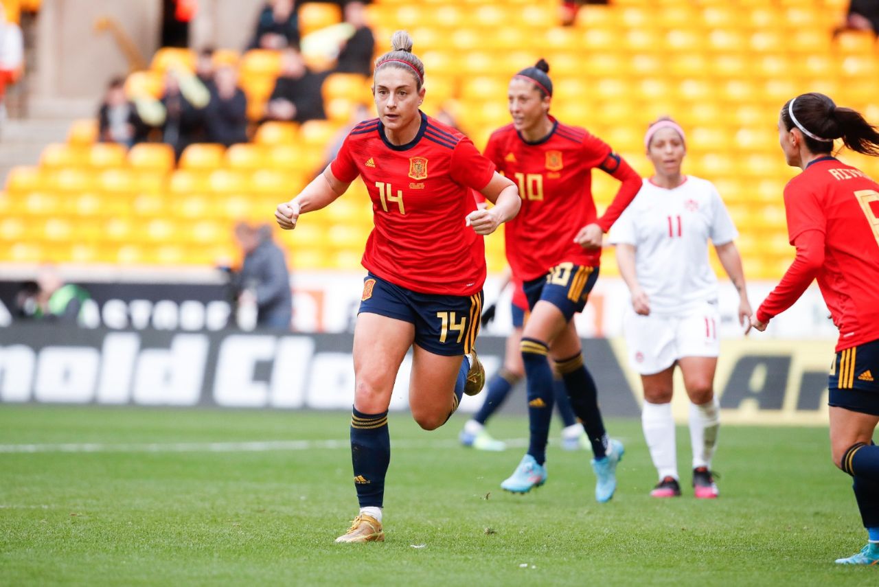 Alexia Putellas comemora gol pela Seleção Espanhola em 2022
