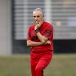 Tite criticou bola após empate do Flamengo