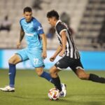 Zagueiro Nino atuando pelo Zenit contra o Santos