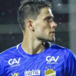 Goleiro vive boa fase no Vila Nova