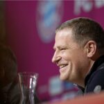 Max Eberl na apresentação do Bayern