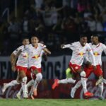 Jogadores do Red Bull Bragantino comemoram classificação