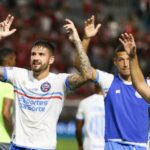 Jogadores do Bahia comemoram triunfo