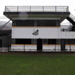 Robinho esteve no CT para acompanhar o treinamento do filho. Foto: Divulgação/Santos