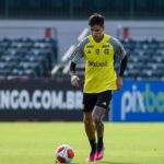 Pulgar em treino do Flamengo