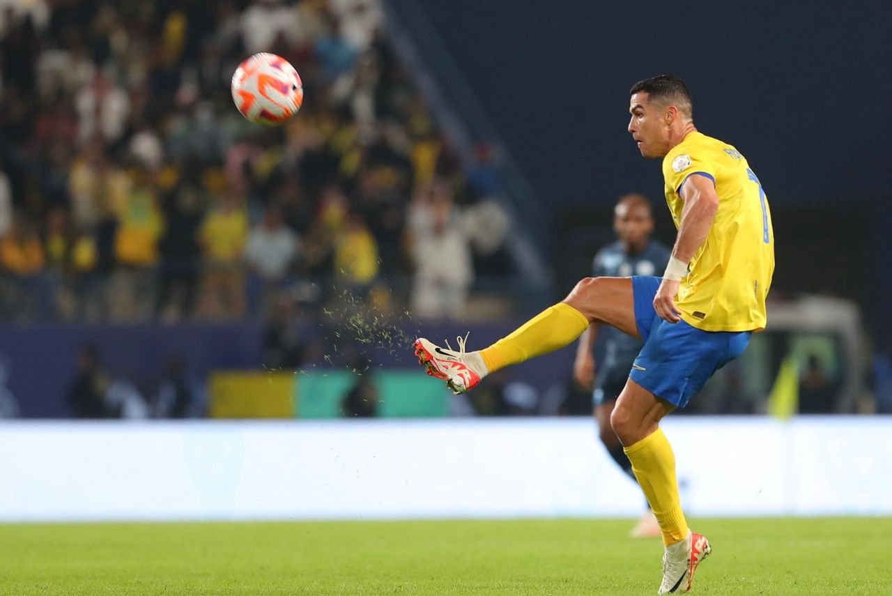 Atacante Cristiano Ronaldo em jogo do Al-Nassr em 2023