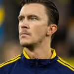 Meia Kristoffer Olsson, em jogo da Seleção da Suécia em 2023