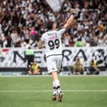 Centroavante Pablo Vegetti comemora gol pelo Vasco da Gama contra o Botafogo no Campeonato Carioca 2024