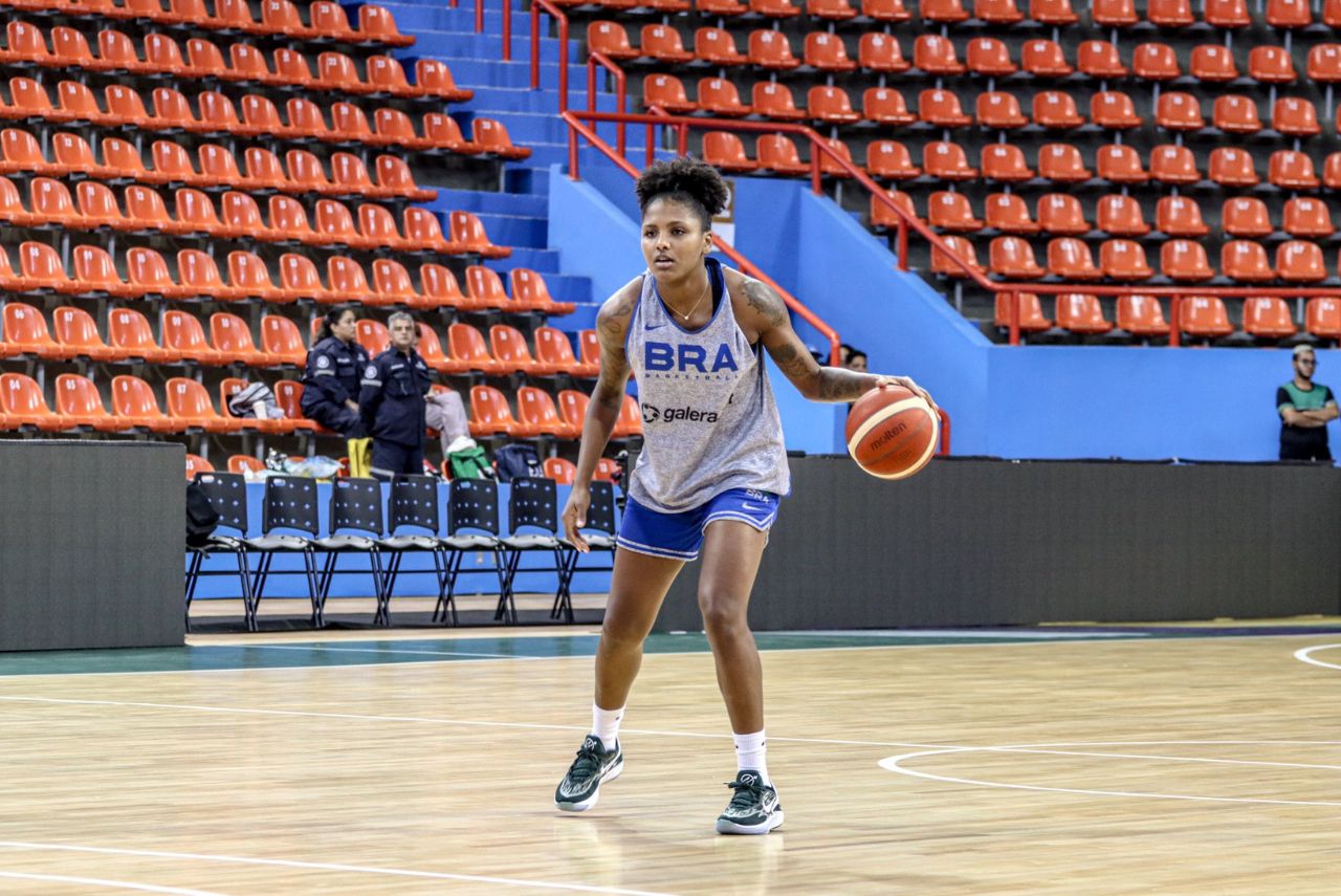 Treino do Brasil no Pré-Olímpico de Basquete Feminino, em Belém