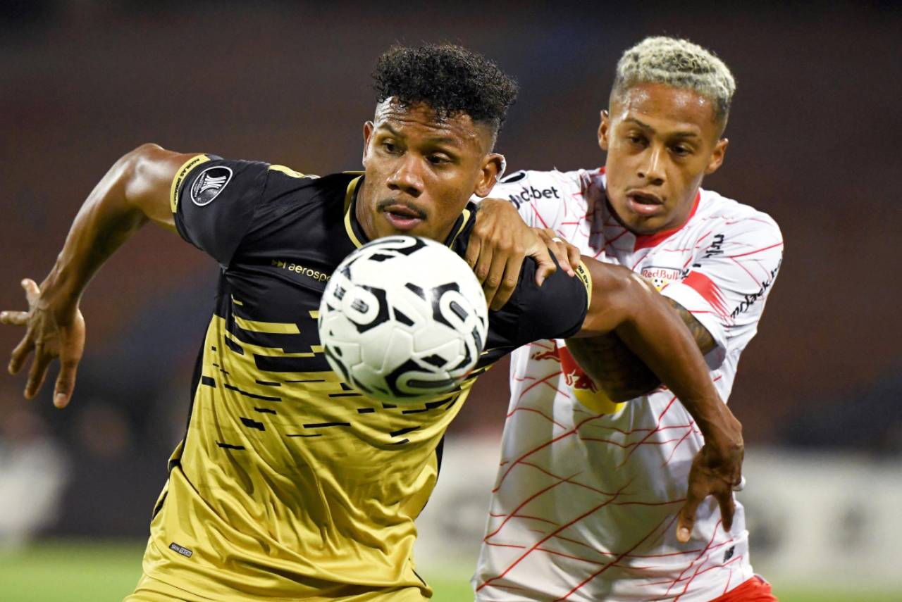 Águilas e Bragantino não saíram do 0x0. Foto: Reprodução/X