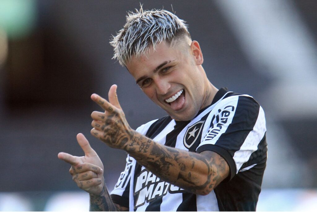 Diego Hernández fez o primeiro do Botafogo na vitória sobre o Audax (Foto: Vitor Silva/BFR)