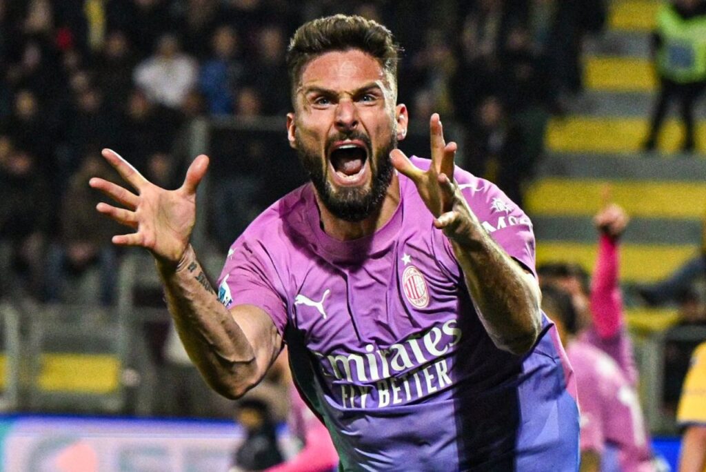 Giroud fez o primeiro na vitória do Milan sobre o Frosinone (Foto: X/Reprodução)