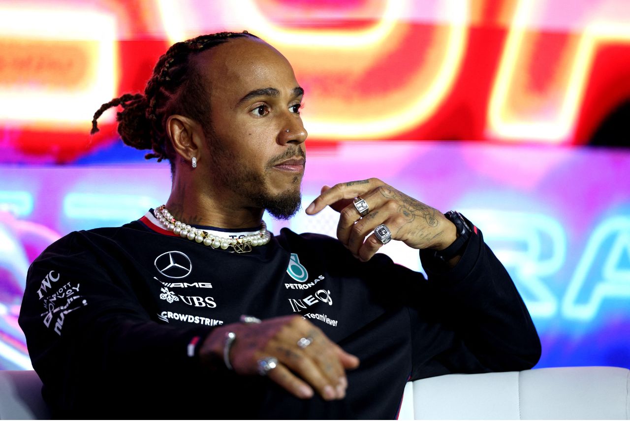 Lewis Hamilton vai correr pela Ferrari em 2025 (Foto: Jared C. Tilton/Getty Images via AFP)
