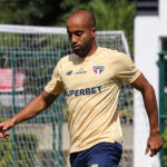 Lucas Moura em treino do São Paulo