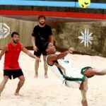 Ronaldinho Gaúcho marcou golaço de bicicleta durante participação (Foto: X/Reprodução)