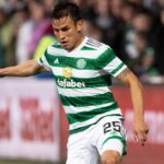 Lateral Alexandro Bernabei, reforço do Internacional, em jogo do Celtic em 2022