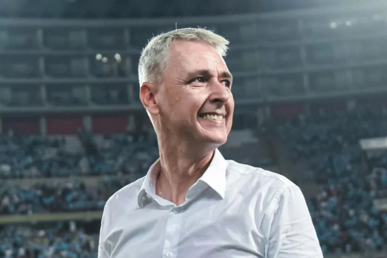 Tiago Nunes é anunciado pelos chilenos
