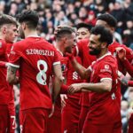 Jogadores do Liverpool comemoram vitória