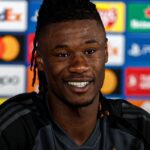 Meia Eduardo Camavinga, em entrevista no Real Madrid em 2024