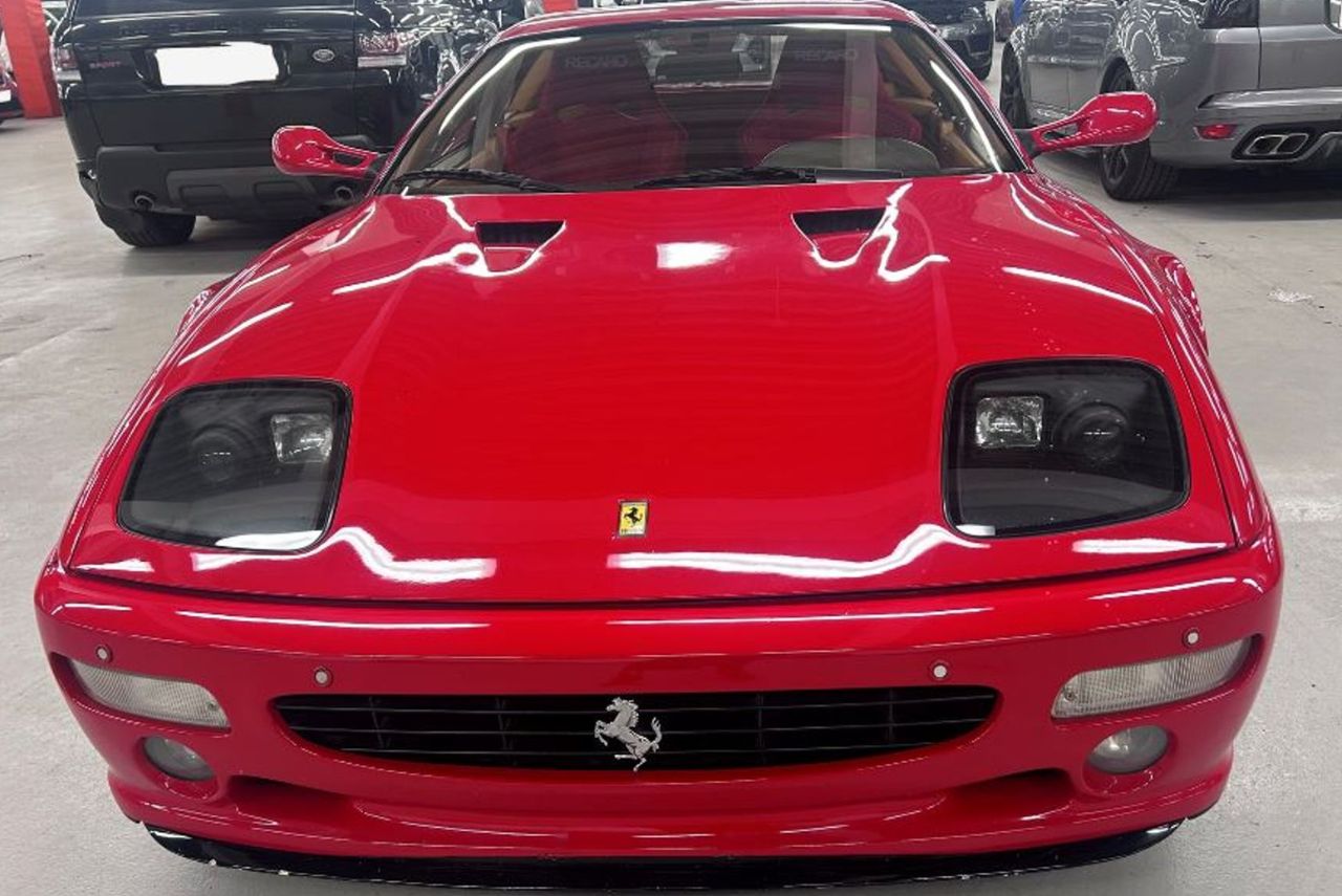 Ferrari roubada do piloto Gerhard Berger