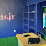 Sala do Instituto Vini Jr. em projeto de educação