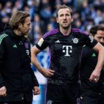 Mesmo machucado, Harry Kane se apresentou para a Seleção Inglesa. Foto: Reprodução/X