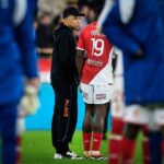 Mbappe chamou a atenção por não ficar no banco de reservas. Foto:VALERY HACHEAFP