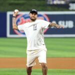 Neymar fez arremesso na abertura da temporada da MLB (Foto: Brennan Asplen/Getty Images via AFP)