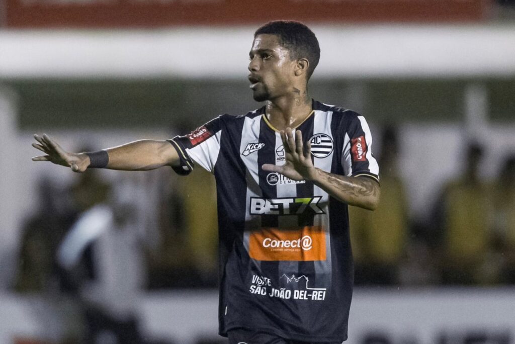 Robert pode ser emprestado pelo Athletic ao Atlético-MG (Foto: Reprodução)