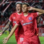 Argentinos comemoram gol contra o Corinthians