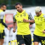 De La Cruz em treino do Flamengo