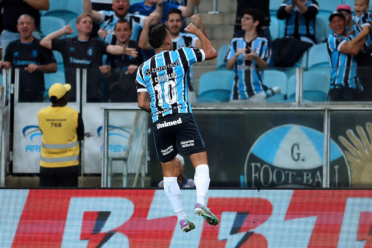 Franco Cristaldo no jogo Grêmio x Cuiabá no Brasileirão 2024