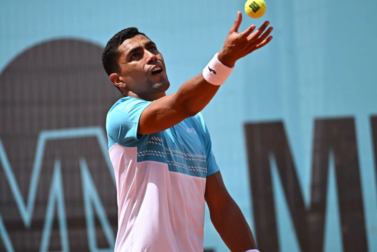 Tenista Thiago Monteiro no Masters 1000 de Madrid 2023