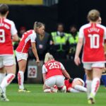 Frida Maanum, do Arsenal, desmaiou em campo durante jogo contra o Chelsea (Foto: Adrian Dennis/AFP)