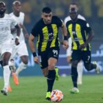 Hamdallah levou duas chicotadas. Foto: AFP