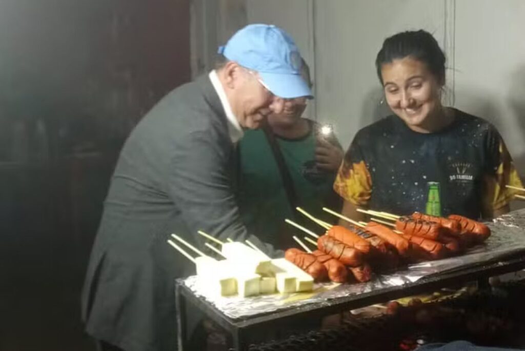 John Textor foi filmado nos arredores do Engenhão, antes do jogo entre Botafogo e Atlético-GO (Foto: Reprodução)