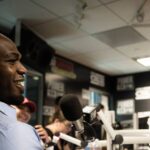 Jon Jones lamentou a necessidade de desmentir notícias. Foto: Reprodução/Facebook