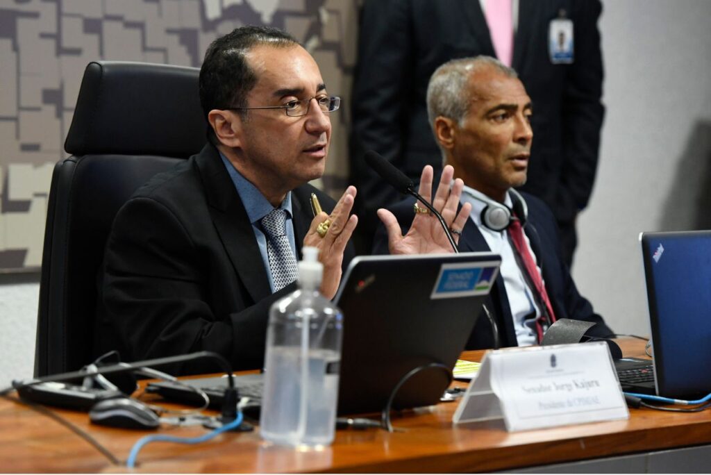 Jorge Kajuru e Romário, presidente e relator da CPI da Manipulação (Foto: Roque de Sá/Ag. Senado)